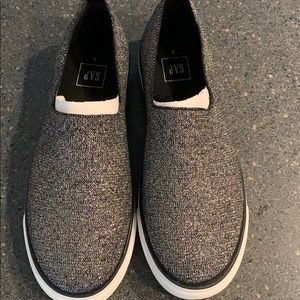 Gap slip on metallic slip on sneaker